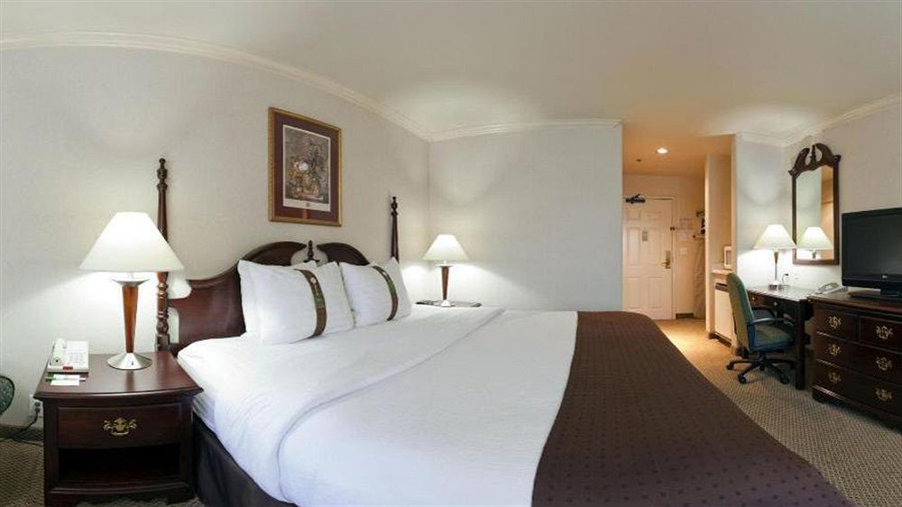 Holiday Inn Selma - Swancourt Eksteriør bilde